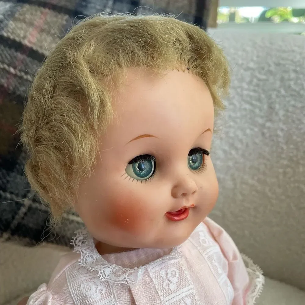 Vintage 60s Uneeda Baby Doll Open Close Eye Girl 16”